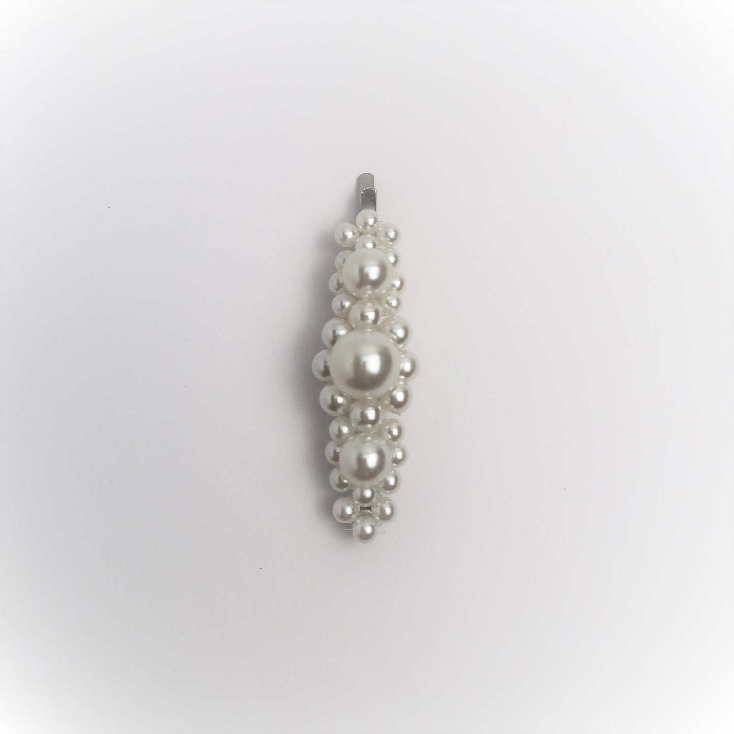 " Suhaila " Pearl flower 3D Hair clip