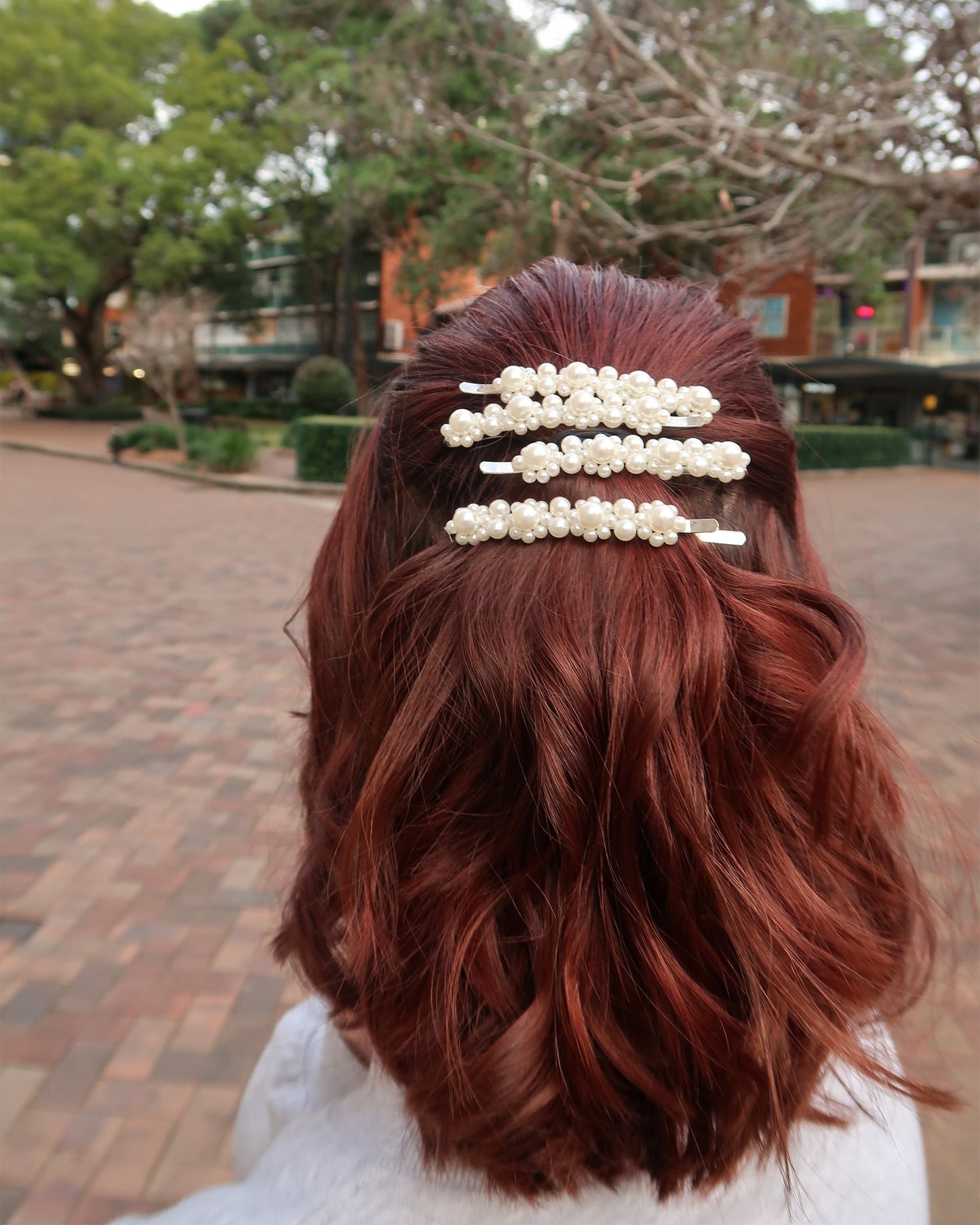 " Fereshta " Long flower Pearl hair clip