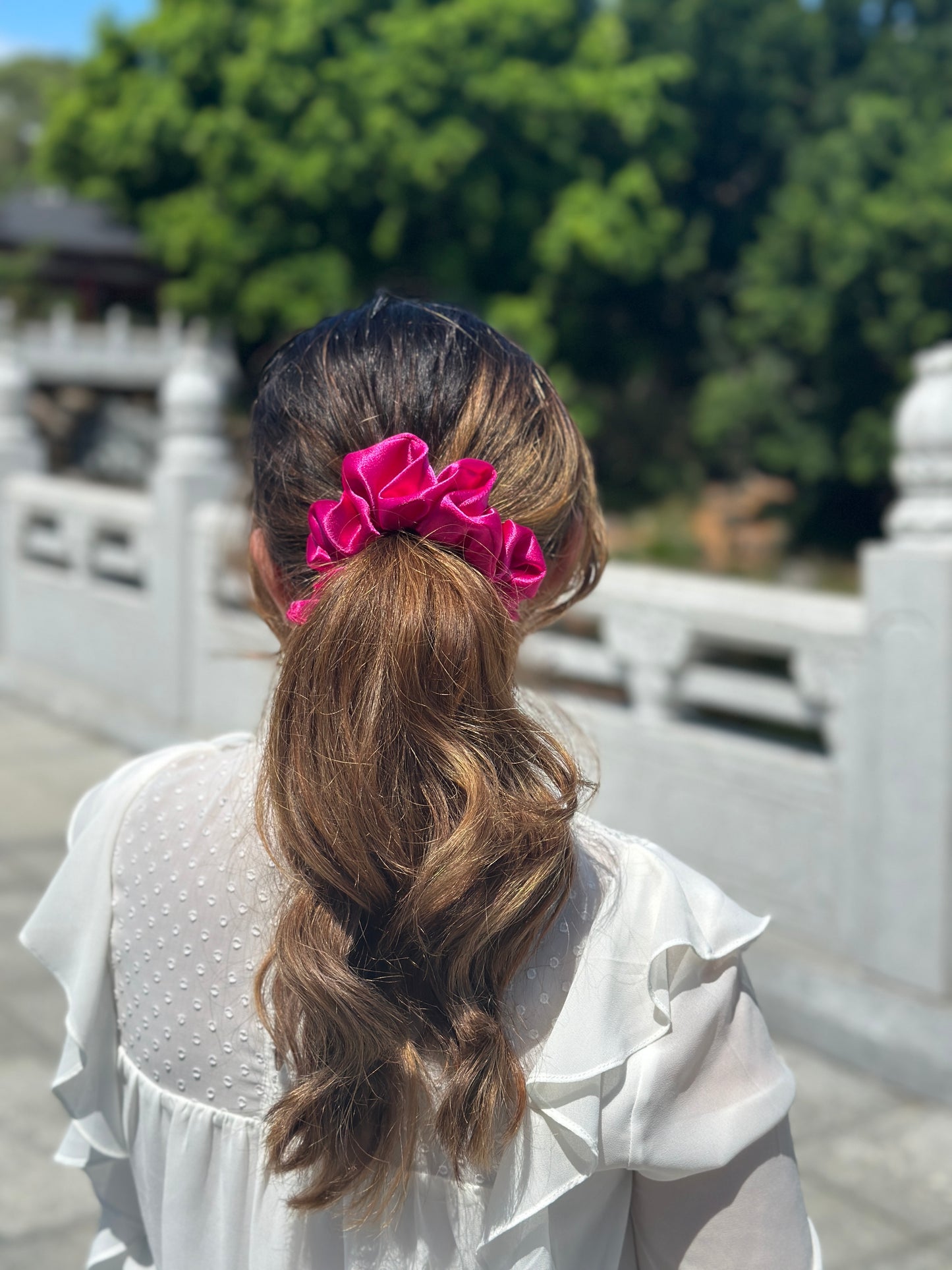 Silk Scrunchie in Pink