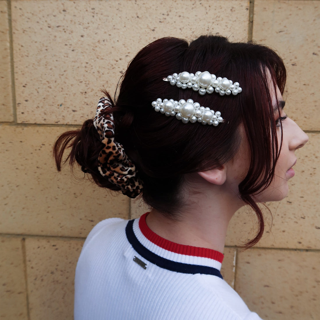 " Suhaila " Pearl flower 3D Hair clip